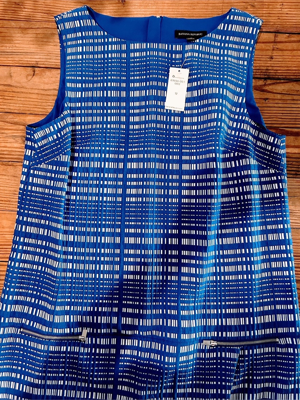 Business casual dress. Banana Republic.